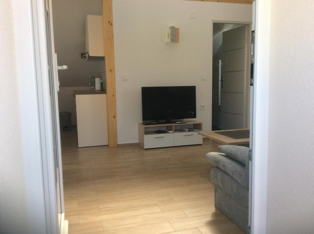 Studio Apartmani Biser 1, 2, 3 Deluxe Tuheljske Toplice Exterior foto
