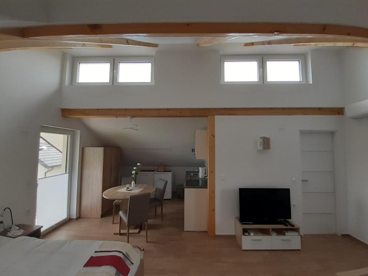 Studio Apartmani Biser 1, 2, 3 Deluxe Tuheljske Toplice Exterior foto