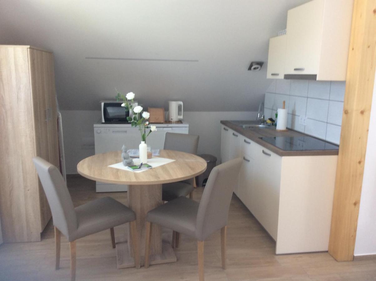 Studio Apartmani Biser 1, 2, 3 Deluxe Tuheljske Toplice Exterior foto